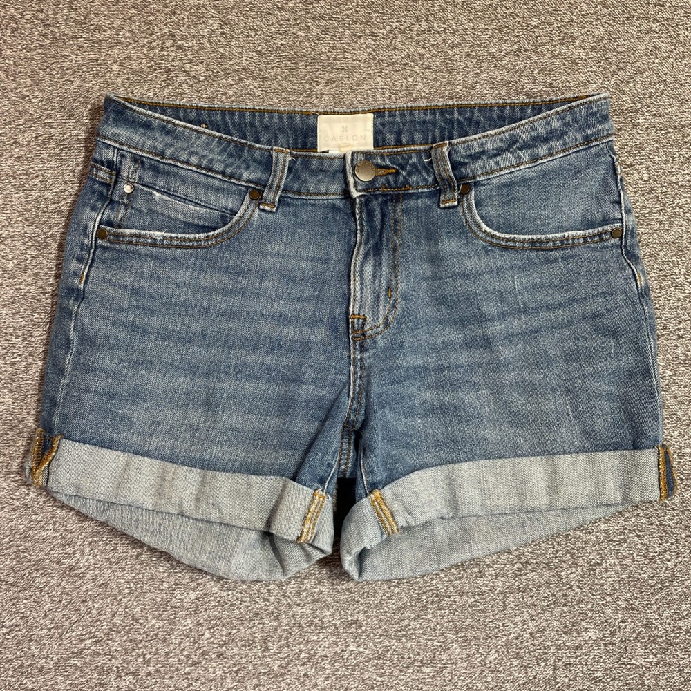 Caslon Boyfriend Denim Shorts Medium Wash Cuffed Jean Shorts Size 27